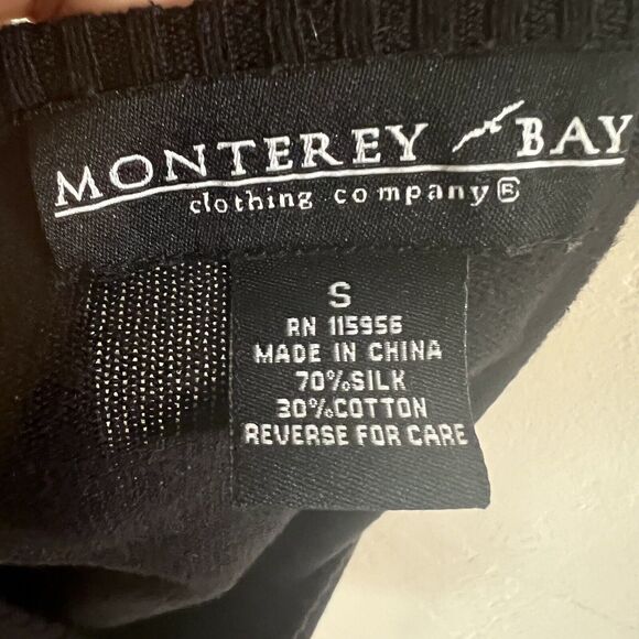 Monterey Bay Clothing Company. Black Silk Blend Long Sleeve Sweater Size Small - Picture 8 of 9